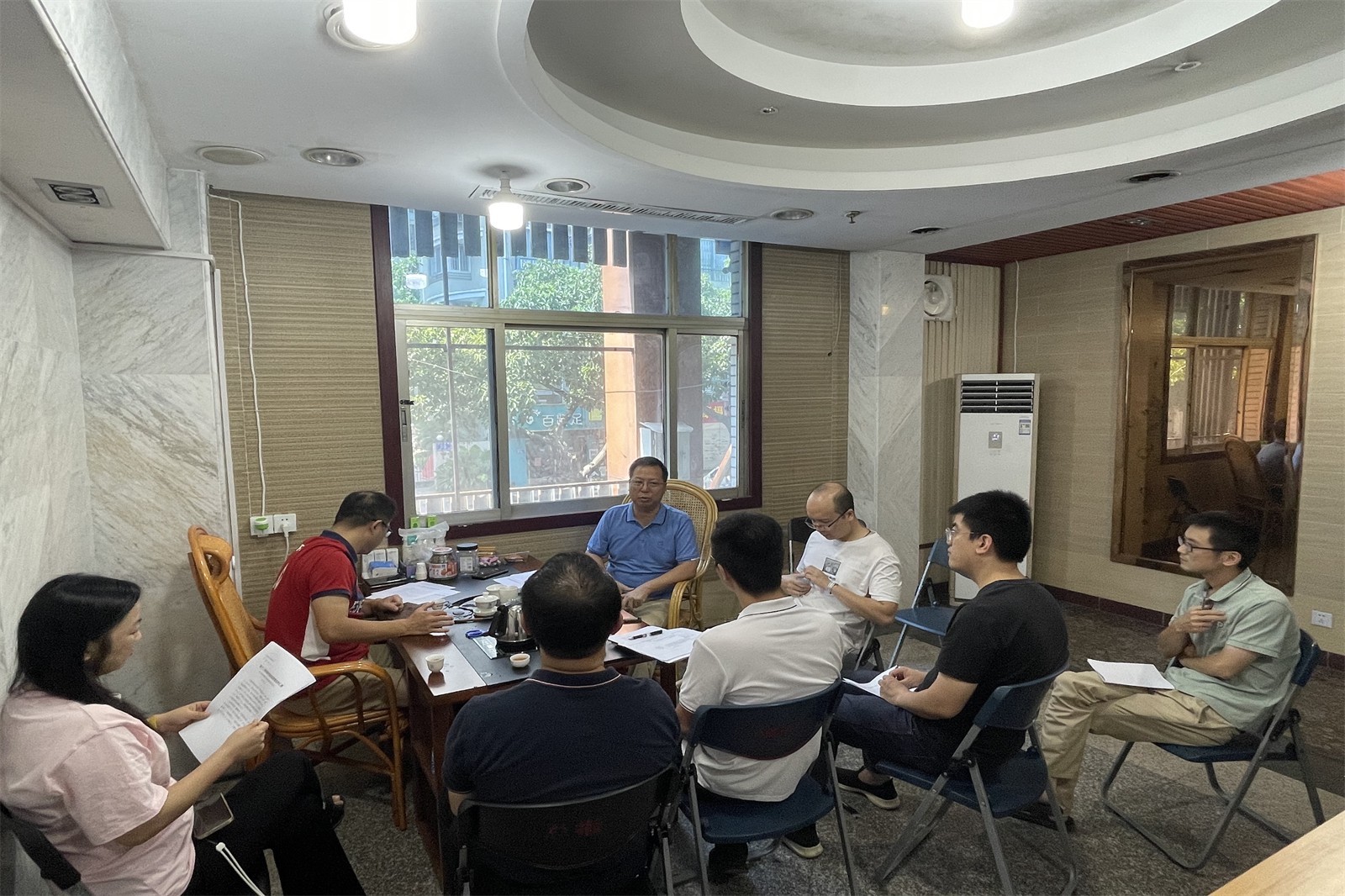 7.31朱腾区长在上海西指挥部召开攻坚扫尾推进会.jpg